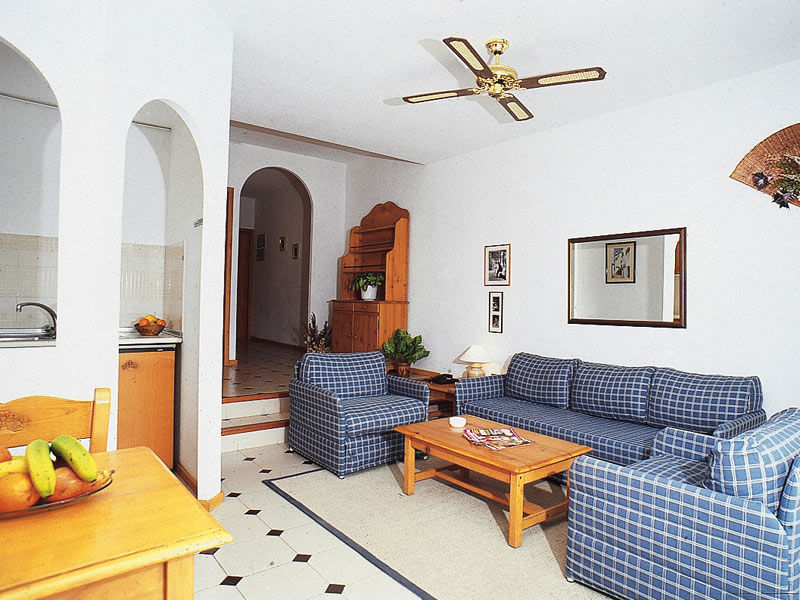 Apartamentos Hg Cristian Sur ลอส กริสเตียนอส ภายนอก รูปภาพ