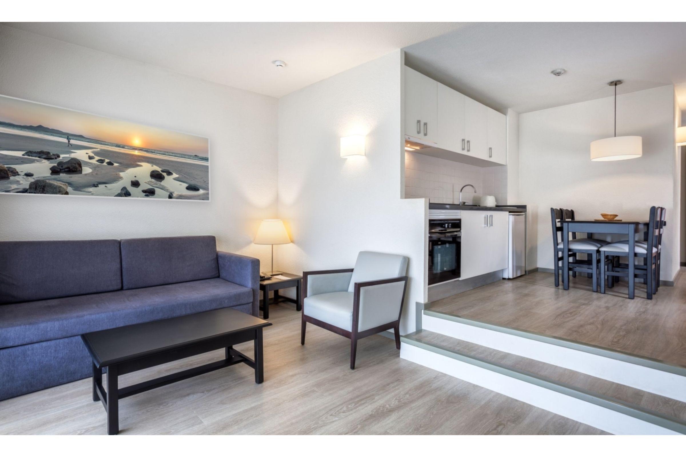 Apartamentos Hg Cristian Sur ลอส กริสเตียนอส ภายนอก รูปภาพ