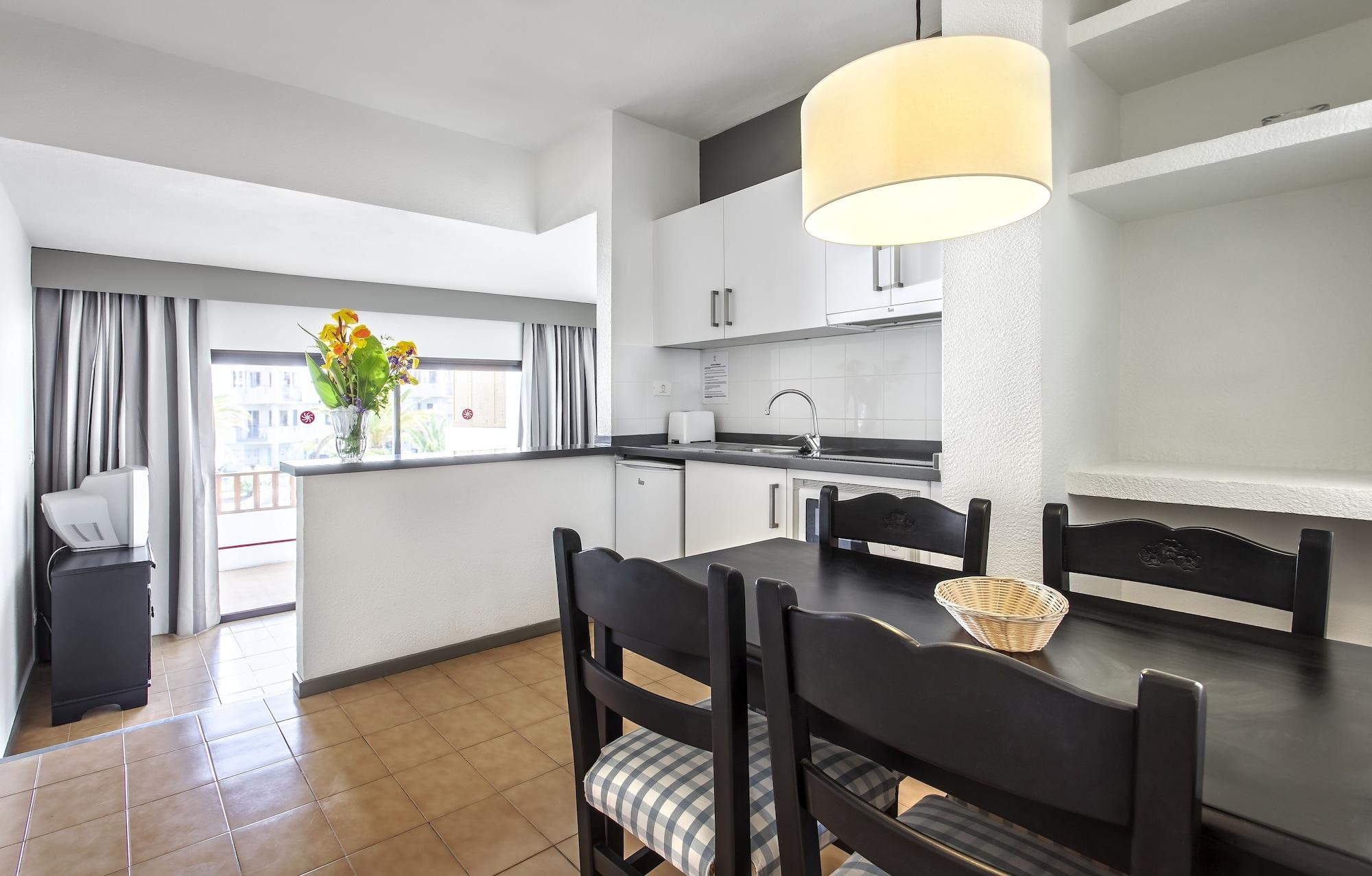 Apartamentos Hg Cristian Sur ลอส กริสเตียนอส ภายนอก รูปภาพ