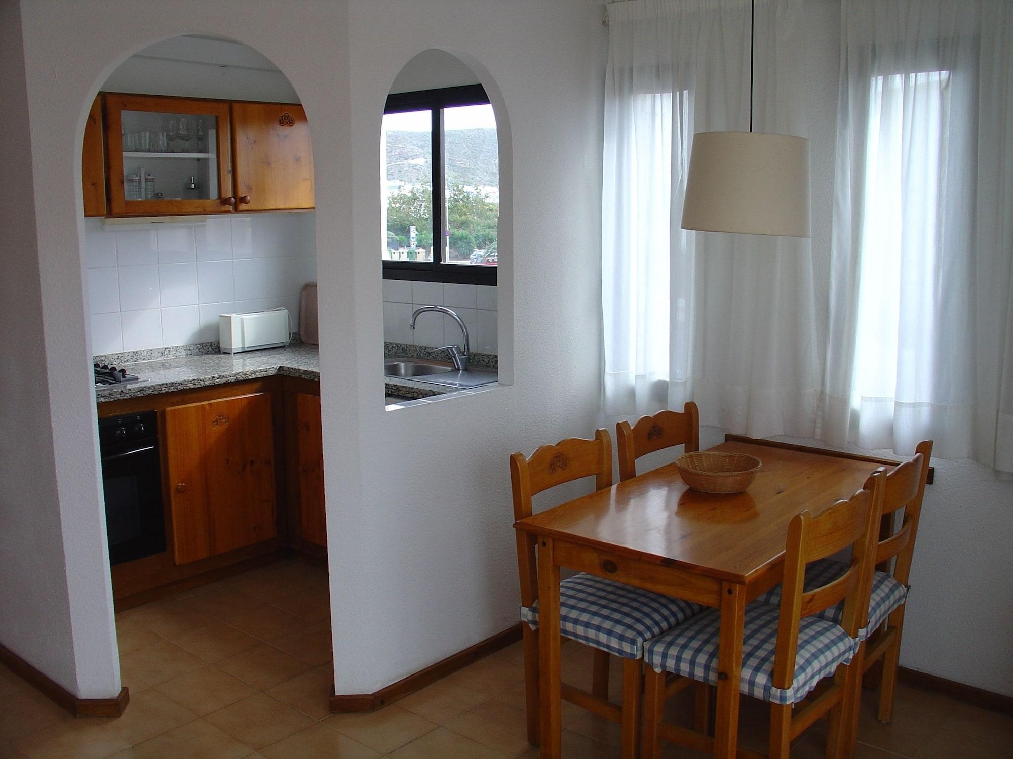 Apartamentos Hg Cristian Sur ลอส กริสเตียนอส ภายนอก รูปภาพ